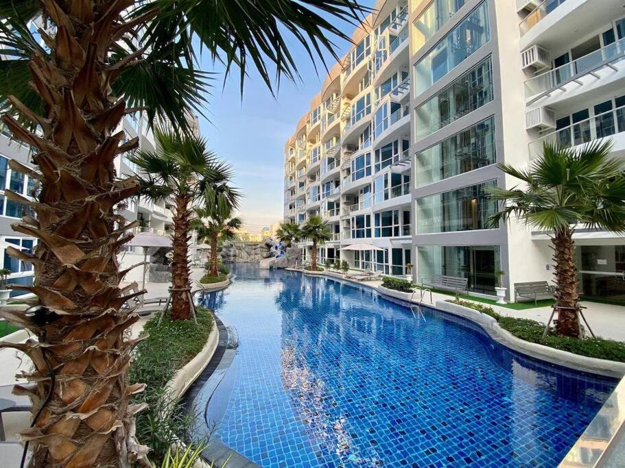 Апартаменты Large Luxury, Pool View, Grand Avenue, Pattaya - 202 Экстерьер фото