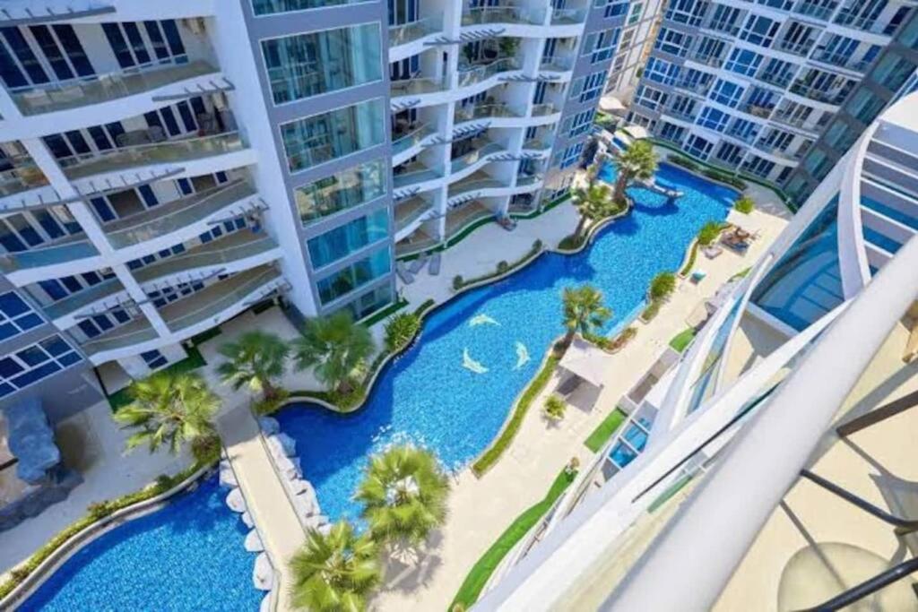 Апартаменты Large Luxury, Pool View, Grand Avenue, Pattaya - 202 Экстерьер фото